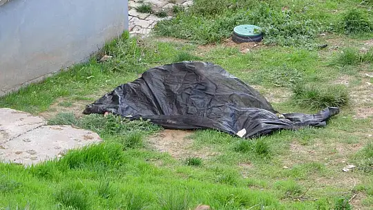 Elazığ'da işçiler, evin bahçesinde kadın cesedi buldu