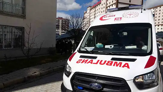 Elazığ'da işçiler, evin bahçesinde kadın cesedi buldu