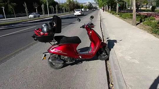 Elazığ'da kadın sürücü motosiklet ile yayaya çarptı