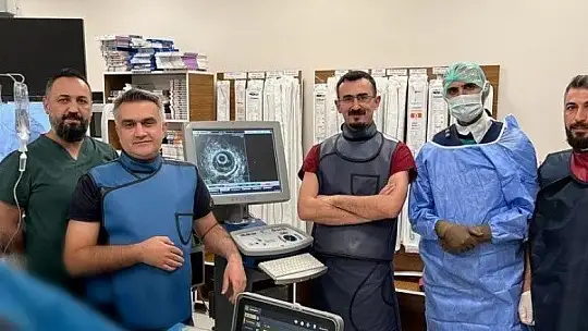 Elazığ'da kalp damarı tıkanıklığında ilk kez damar içi ultrason cihazı kullanıldı