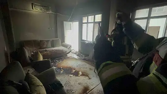 Elazığ'da korkutan ev yangını