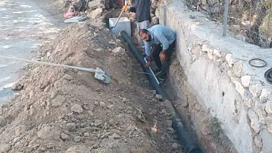 Elazığ'da merkez ile ilçelerde su ve kanal hizmetleri sürüyor