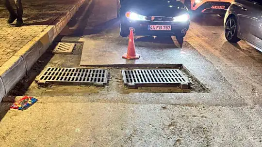 Elazığ'da motosiklet devrildi: 2 yaralı