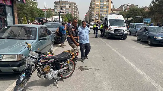 Elazığ'da motosikletin çarptığı kadın yaralandı