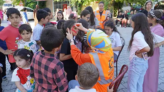 Elazığ'da öğrenciler doyasıya eğlendi