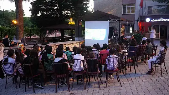 Elazığ'da öğrenciler doyasıya eğlendi