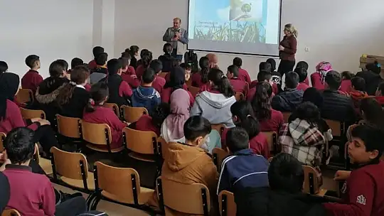 Elazığ'da öğrencilere tabiat eğitimi verildi