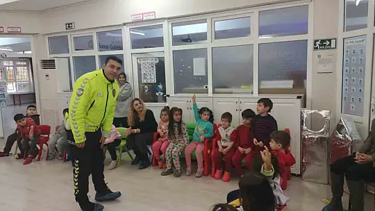 Elazığ'da öğrencilere trafik eğitimi verildi