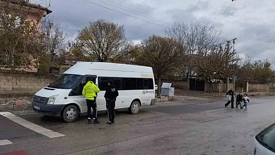 Elazığ'da okul önlerinde denetim