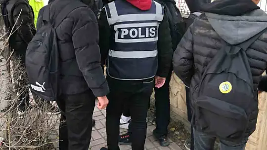 Elazığ'da okul önlerinde denetim