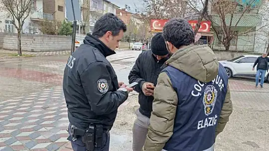 Elazığ'da okul önü denetimleri sürüyor