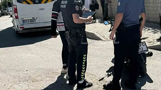 Elazığ'da okul önü denetimleri sürüyor