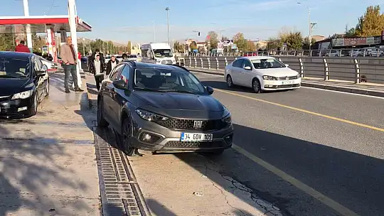 Elazığ'da otomobilin çarptığı genç kız ağır yaralandı