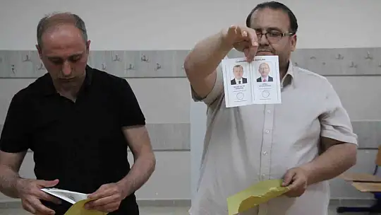 Elazığ'da oy kullanma işlemi sona erdi