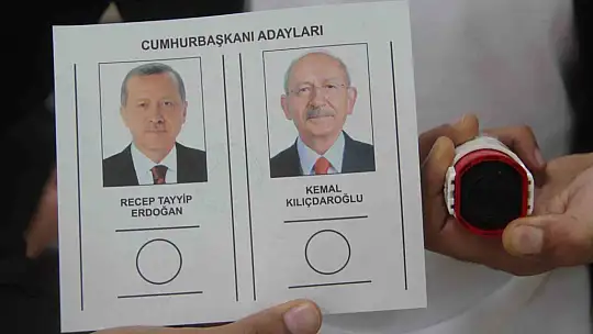 Elazığ'da oy kullanma işlemleri başladı