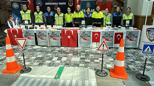 Elazığ'da polis ve jandarma ekipleri vatandaşları bilgilendirdi