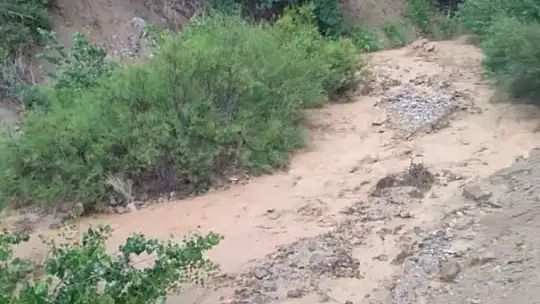 Elazığ'da sağanak yağış etkili oldu: Dereler taştı