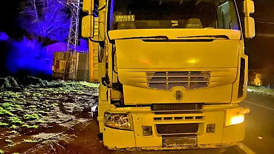 Elazığ'da tırın çarptığı kişi hayatını kaybetti