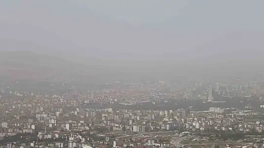 Elazığ'da toz bulutu etkili oldu