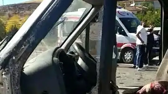 Elazığ'da trafik kazası: 2 yaralı