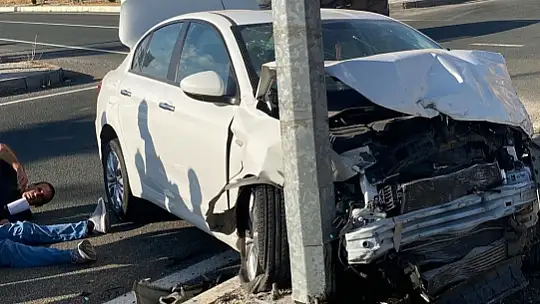 Elazığ'da trafik kazası: 2 yaralı