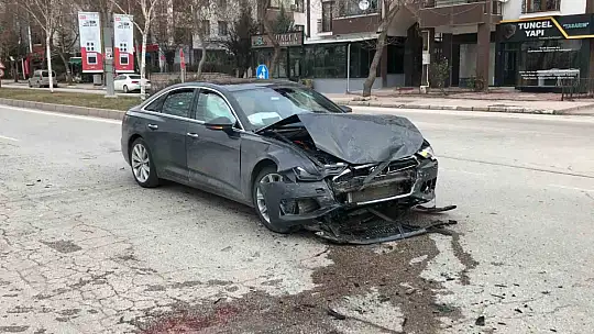 Elazığ'da trafik kazası: 5 yaralı