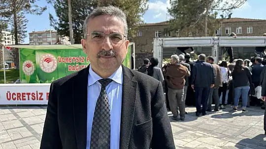 Elazığ'da vatandaşlara 6 bin adet ücretsiz fidan dağıtıldı