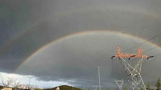 Elazığ'da yağmur sonrası gökkuşağı şöleni