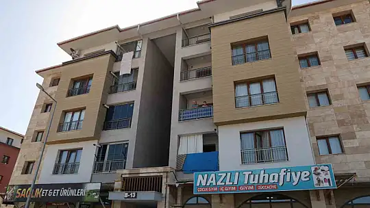 Elazığ'da yangın: Dumandan etkilenen 2 çocuk tedavi altına alındı