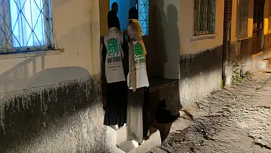 Elazığ'da Yasin Börü adına kurban eti dağıtıldı