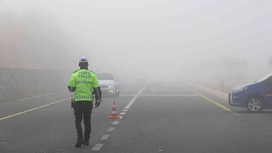 Elazığ'da yoğun sis kazayı beraberinde getirdi: 3 yaralı