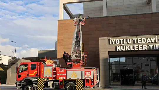 Elazığ Fethi Sekin Şehir Hastanesindeki deprem tatbikatı gerçeği aratmadı
