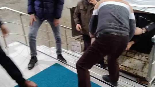 Elazığ Halk Eğitim Merkezi'nden deprem bölgesine yardım