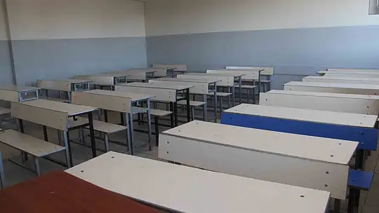 Elazığ Milli Eğitim Müdürü Yiğit: 'Yaz döneminde okullarımızda 40 milyon liralık maliyetle onarımlarımızı gerçekleştirdik'