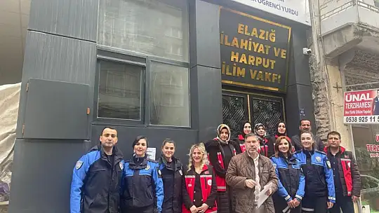 Elazığ polisi depremzede kadınların gününü kutladı
