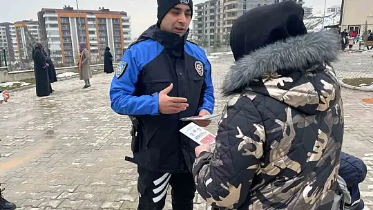 Elazığ polisinden deprem bilinçlendirme çalışması