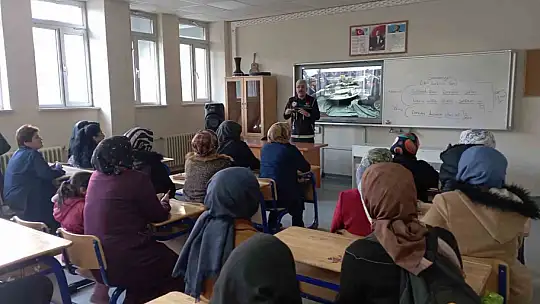 Elazığ polisinden Narko-Rehber eğitimleri
