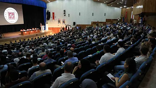 Elazığ ve Kahramanmaraş depremlerinin büyüklüğünün 8.4'e çıkmasını 'quartz schist' kayaları engellemiş
