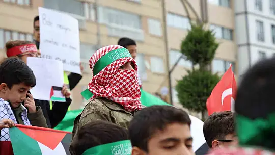 Elazığlı çocuklardan Gazzeli akranları için dayanışma örneği