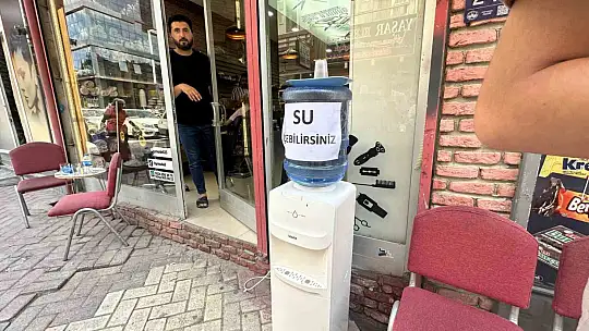 Elazığlı esnaftan örnek davranış