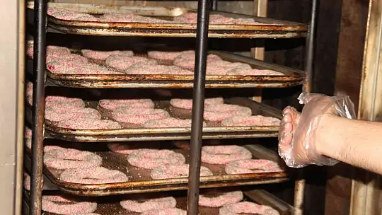 Elazığlı ustanın yaptığı frambuazlı simit büyük ilgi gördü, patent başvurusunda bulundu
