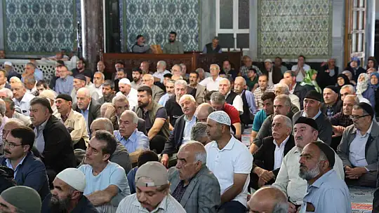 Elazığlılar uygulamalı hac hazırlık kursunda camileri doldurdu
