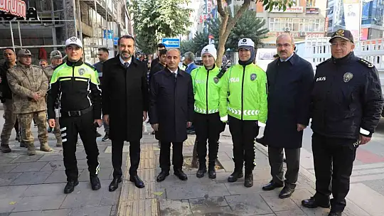 Emniyet Genel Müdürü Aktaş, Elazığ'da vatandaşlarla bir araya geldi