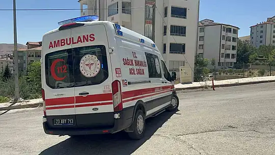 Emniyet kemeri taktı burnu bile kanamadı