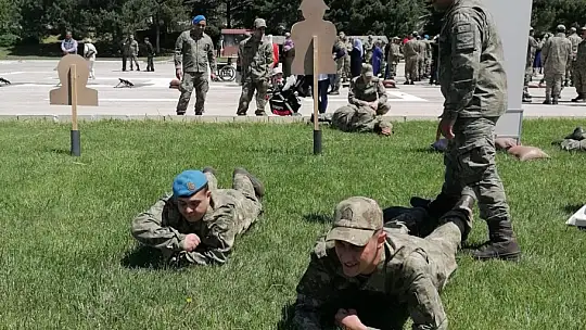 Engelli bireyler için temsili askerlik töreni düzenlendi