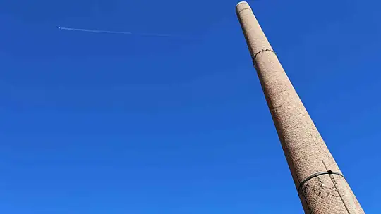 Fabrikası olmayan 40 metrelik baca, 6 büyük depreme rağmen 72 yıldır ayakta duruyor