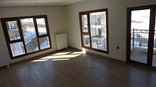 Fırsatçılara örnek olacak davranış, evlerini depremzedelere ücretsiz tahsis ettiler