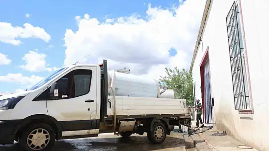 Günlük 40 ton süt toplanan merkez, bin 200 aileye ekmek kapısı oldu