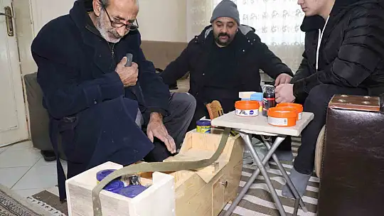 Hırsızın eli kanser hastası yaşlı adamın ekmek teknesine uzandı
