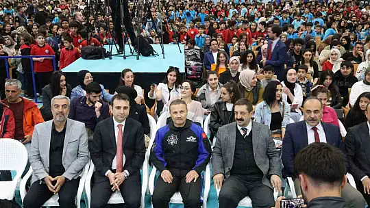İlk Türk astronot Alper Gezeravcı: ''Bu bir yere varış hikayesi değildi''